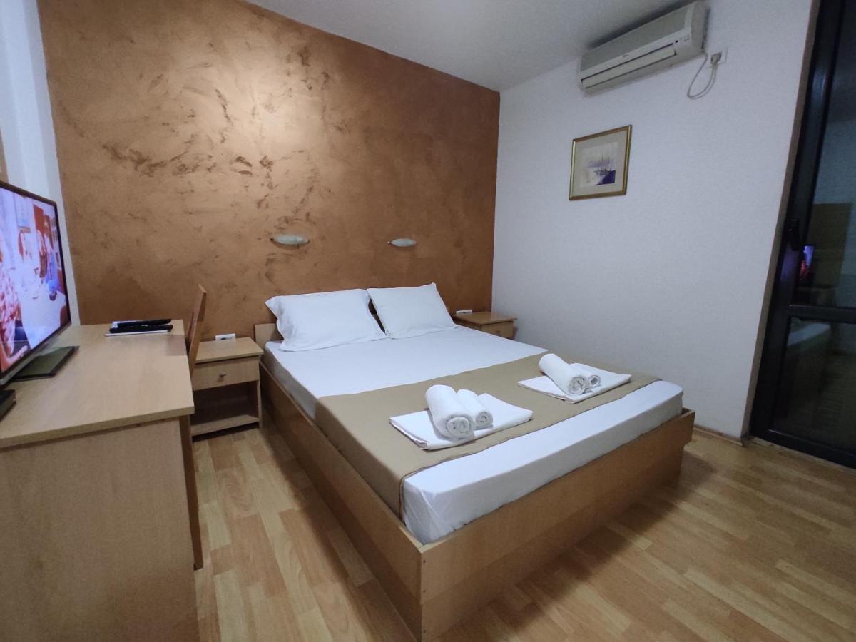 Apartments Mare Budva Ngoại thất bức ảnh