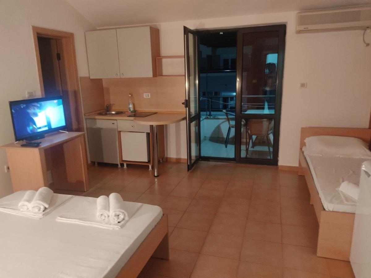 Apartments Mare Budva Ngoại thất bức ảnh
