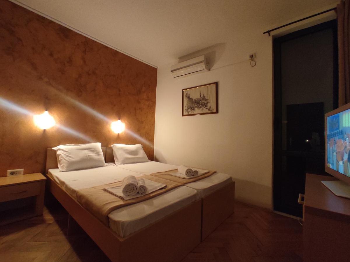 Apartments Mare Budva Ngoại thất bức ảnh