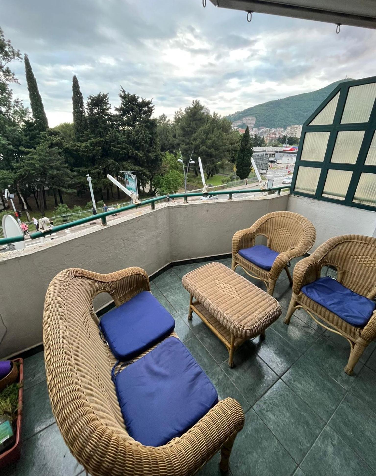 Apartments Mare Budva Ngoại thất bức ảnh